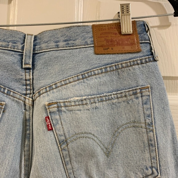 Levi’s 501 Straight Leg Jeans - Picture 3 of 3